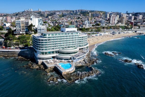 <p>El emblemático hotel Sheraton Miramar cumple 20 años y remodela sus 142 habitaciones</p>