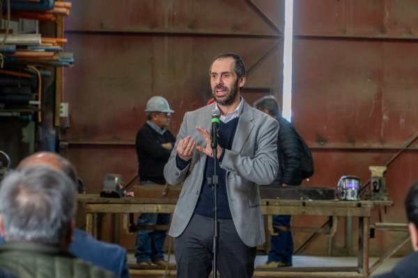 <p>Sigue la espera: Grau señala que aún no hay notificación oficial de EEUU por aranceles y que “las oportunidades para el cobre van a seguir para Chile”</p>