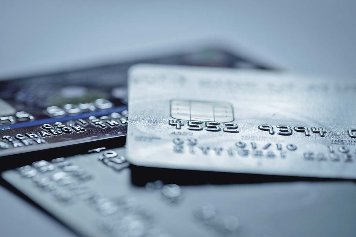 <p>Reclamos por fraudes financieros ante el Sernac se dispararon en 88% tras modificación de la ley</p>