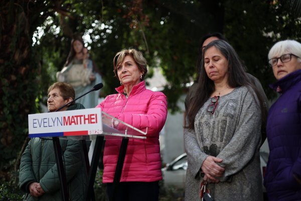 <p>Matthei plantea apurar medidas para frenar narcotráfico en instituciones del país</p>