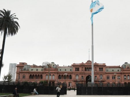 Experto cuestiona que fallo por YPF pueda cumplirse: “El Estado argentino solo puede transferir las acciones con aprobación del Congreso”