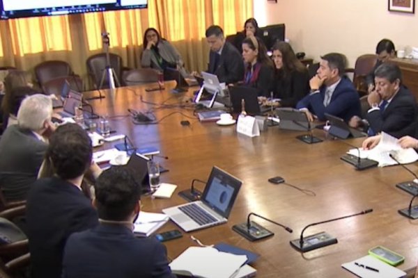 <p>Minería y Cochilco aterrizan situación del cobre en EEUU: "Dos minas de Chile producen lo mismo que ellos en 25"</p>
