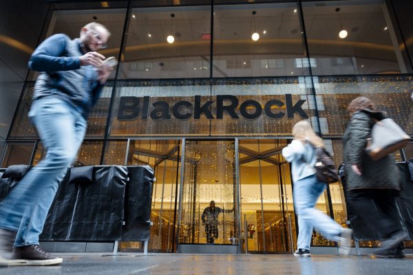 BlackRock alcanza un récord de US$ 12,5 billones en activos en medio del caos arancelario de Trump