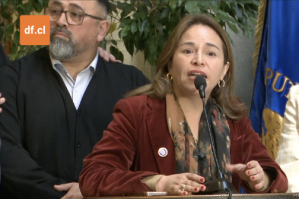 <p>Ahora en DF | Diputados reaccionan tras la aprobación en general del proyecto que fija multas por no votar</p>