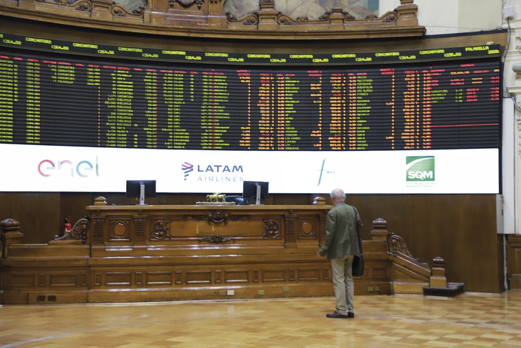 El fondo que replica al IPSA recupera protagonismo: flujos millonarios desde EE.UU. y un nuevo ciclo para la bolsa chilena