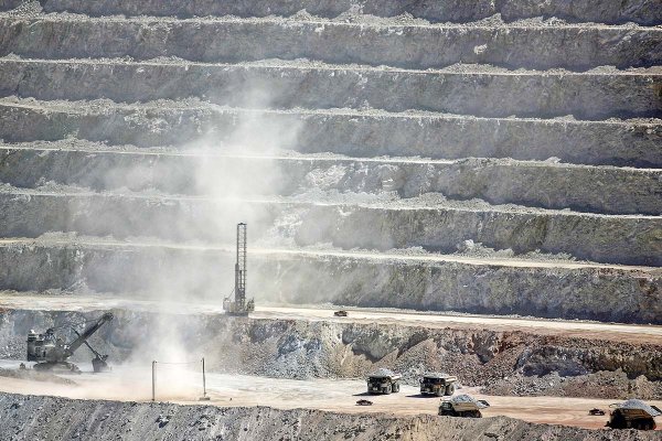 BHP anota producción récord de cobre: Spence logra niveles históricos y Escondida su mejor desempeño en 17 años