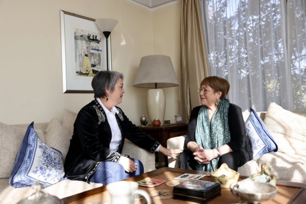 <p>¿Muestra de apoyo clave? ExPresidenta Bachelet se reúne con Jara</p>