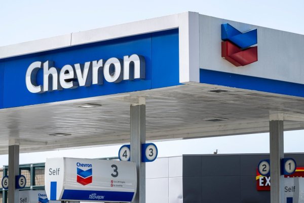 <p>Chevron gana arbitraje a Exxon y cierra compra de Hess por US$ 53 mil millones casi dos años después de su anuncio</p>