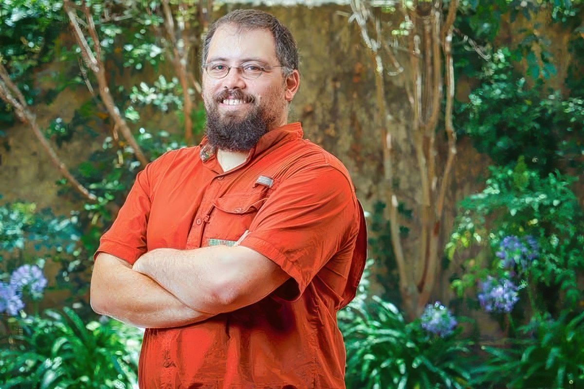 <p>Pablo Ortúzar y la carrera presidencial: “Tengo una confianza metafísica en la capacidad suicida de la derecha”</p>