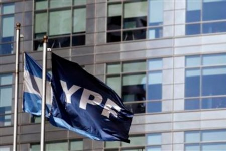 YPF venderá el 50% de su unidad agroindustrial para centrarse en Vaca Muerta y la exportación de GNL