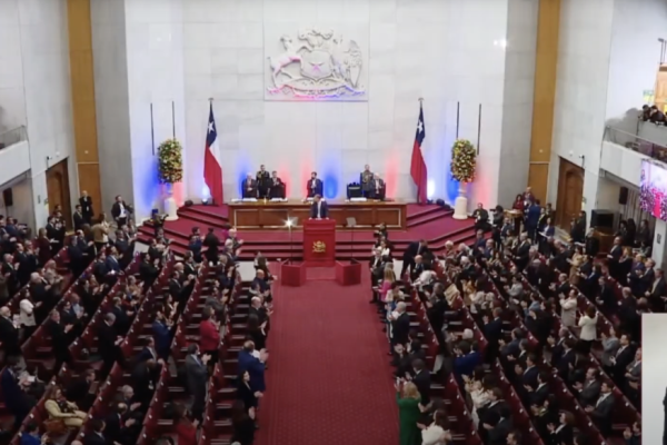 <p>Ahora en DF | Cuenta Pública del Congreso: Ossandón llama a cuidar la democracia y Castro hace énfasis en críticas al Gobierno</p>