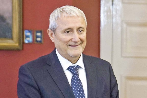 Aldo Valle, ministro de Ciencia, Tecnología, Conocimiento e Innovación.