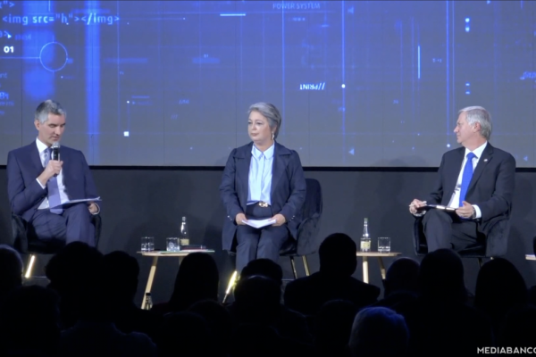 <p>Ahora en DF | Así fue el debate presidencial entre Kast y Jara en el Día del Camionero</p>