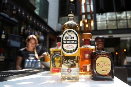 Fabricante mexicano de tequila, José Cuervo, cuadruplica su beneficio en el segundo trimestre: acción sube 18%