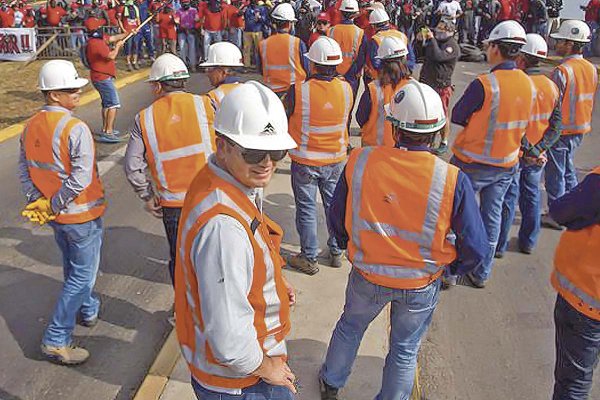 <p>Tribunal ordena a Minera Escondida suspender entrega de préstamo solidario a trabajadores afectados por embargo de bono</p>