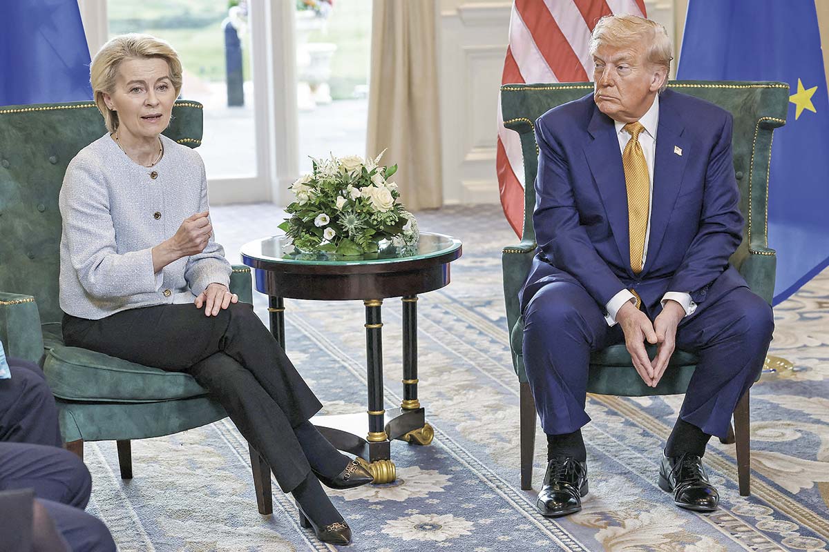 <p>Ursula von der Leyen y Donald Trump sellaron el pacto este domingo en Escocia. Foto: Reuters</p>