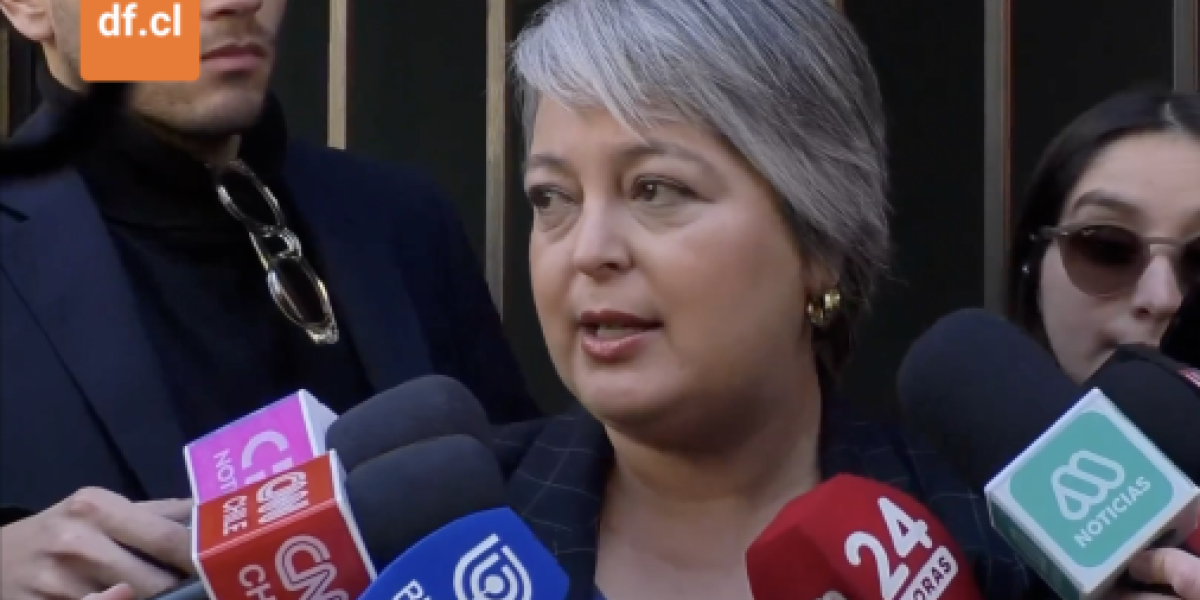 <p>Ahora en DF | Jara valora apoyo de la DC: “Se fortalece una coalición política, que sería una de las más amplias desde los años 90 en adelante”</p>