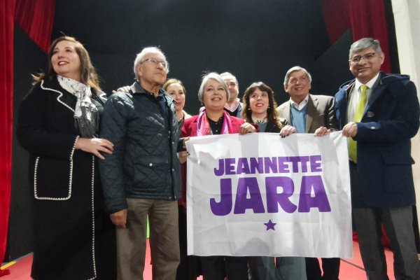 <p>Jara se entusiasma con el apoyo de la DC y afirma que le gustaría que “profesionales y técnicos” de ese partido se unan a su comando</p>