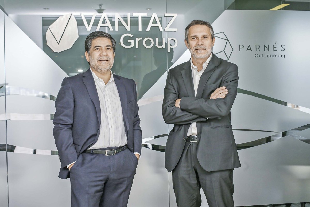 <p>Juan Cariamo y Mauro Mezzano, co-CEO de Vantaz Group. </p>