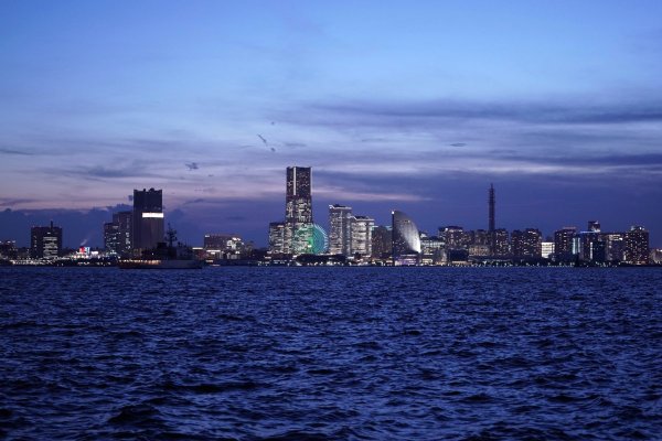 <p>Terremoto grado 8,7 en Rusia activa alertas de tsunami en gran parte del mundo y el SHOA en Chile monitorea también el evento</p>