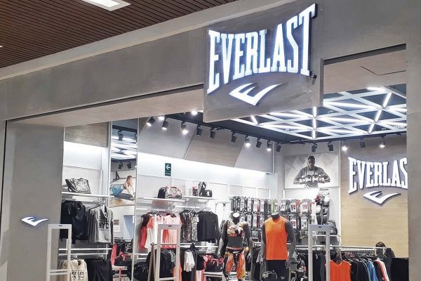 <p>Matriz de marcas Everlast y NGX esquiva la quiebra y logra refinanciar sus pasivos tras la venia de sus acreedores</p>