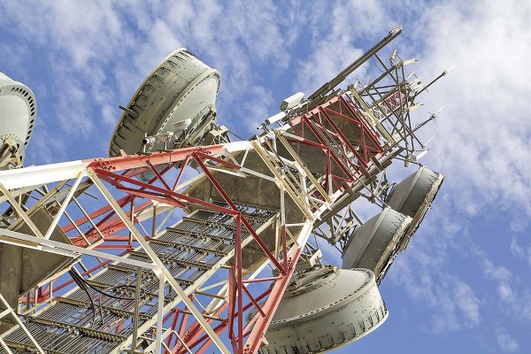 <p>El 75% de las empresas de telecomunicaciones de Iberoamérica proyecta acelerar la inversión en IA y la automatización este año</p>