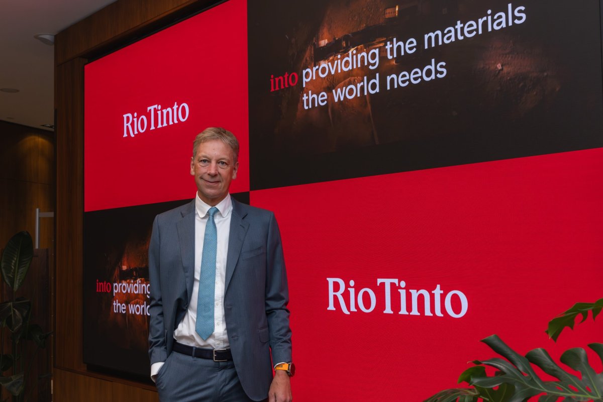 <p>Ganancias de Rio Tinto caen a mínimo de cinco años mientras guerra comercial golpea los precios de los metales</p>