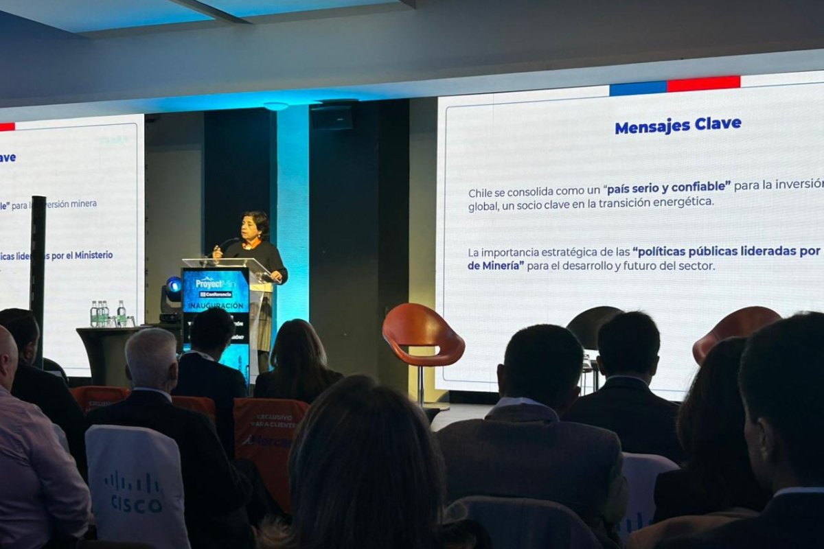 <p>Ministra de Minería durante su presentación en ProyectMin.</p>