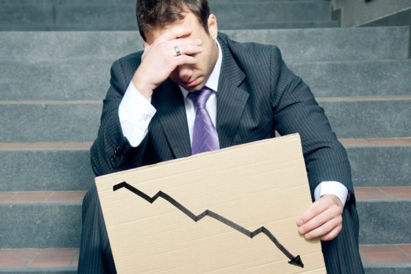 <p>Desempleo: oposición en picada contra el Gobierno y Coloma apunta a que sólo se crearon 141 empleos en un año</p>