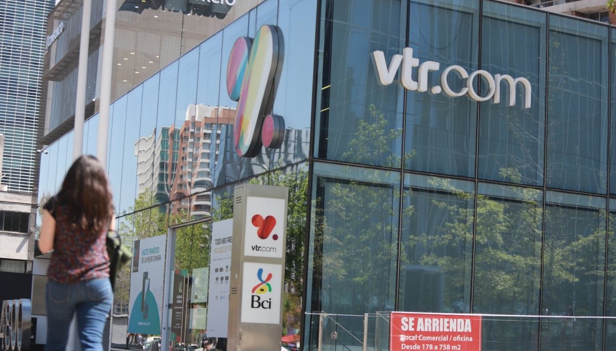 FNE sugiere al TDLC revisar condiciones de VTR desde 2004