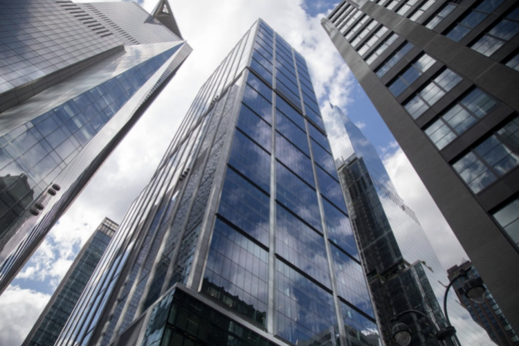 <p>BlackRock refuerza sus operaciones en América Latina: Chile está entre los objetivos de crecimiento</p>