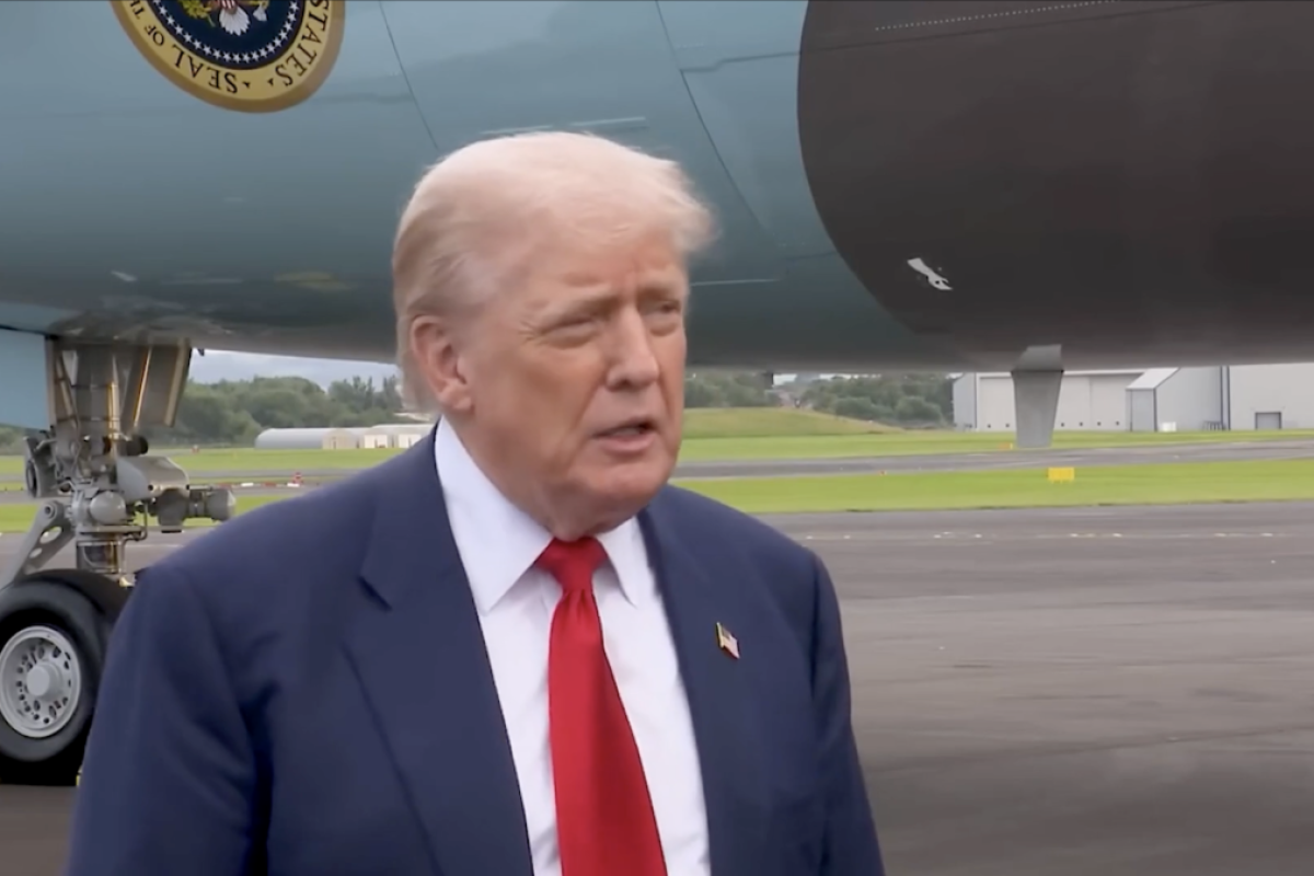 <p>Ahora en DF | Trump anuncia la imposición de un arancel del 15% a los productos de Corea del Sur</p>