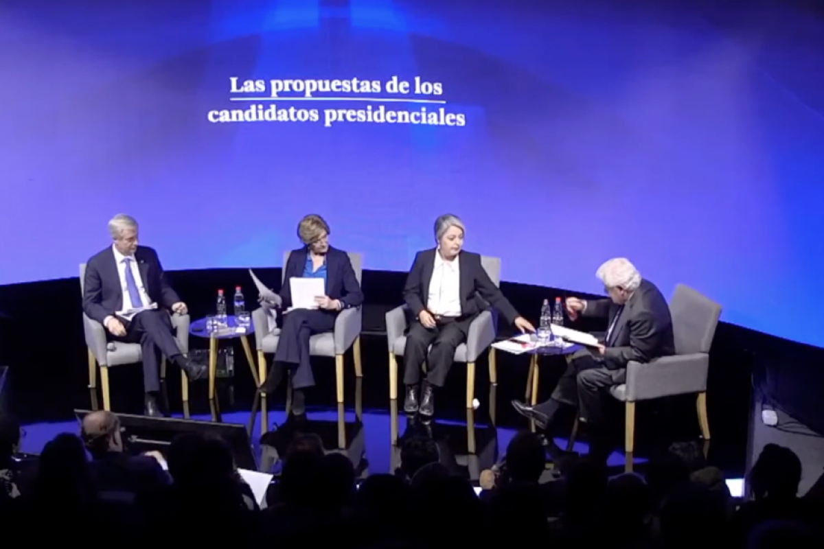 <p>Ahora en DF | Debate en la Sofofa: Las propuestas de Kast, Matthei y Jara en materia de empleo, inversión y responsabilidad fiscal</p>