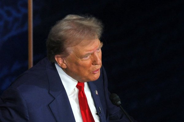 <p>Trump vuelve a arremeter contra Powell tras la decisión de la Fed de mantener las tasas de interés sin cambios</p>