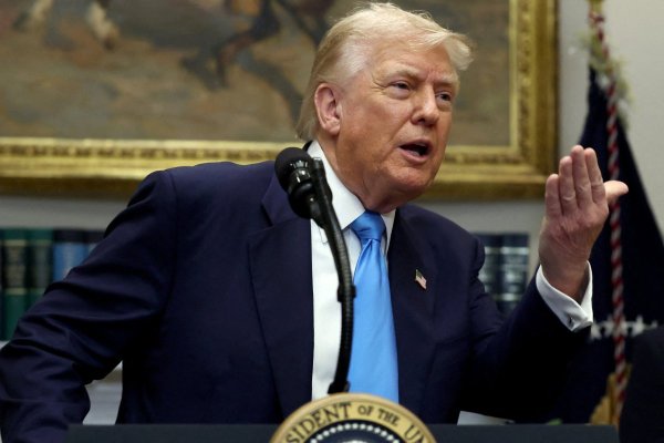 <p>Trump firmará esta tarde las órdenes ejecutivas necesarias para implementar los nuevos aranceles que entrarán en vigor el viernes, dice la Casa Blanca</p>