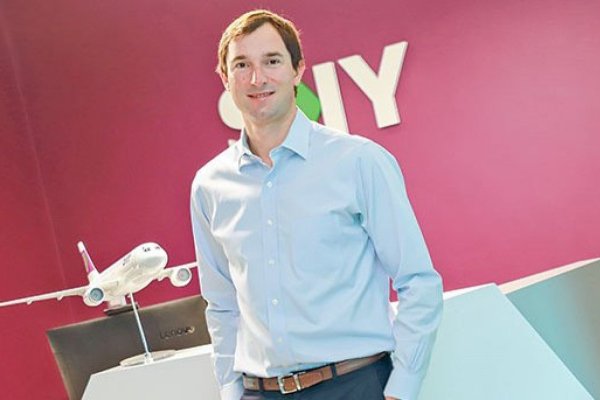 <p>Tras cinco años, José Ignacio Dougnac deja el cargo de director ejecutivo de SKY Airline y será reemplazado por Daniel Belaúnde</p>
