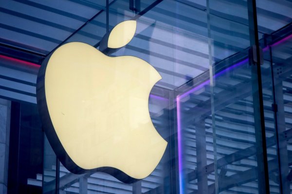 <p>Apple sorprende con sólidos resultados gracias a fuertes ventas del iPhone y repunte de su negocio en China</p>