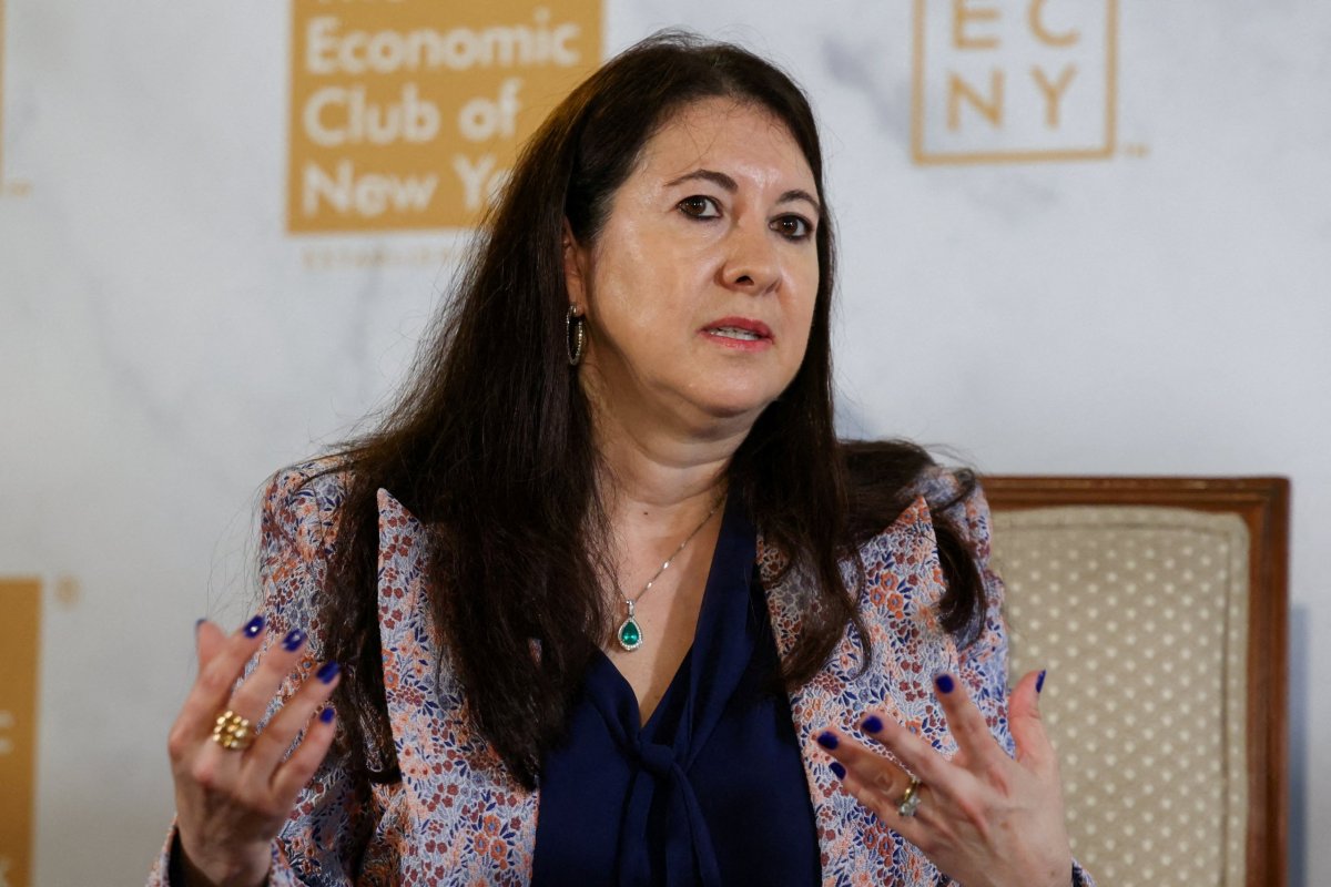 <p>La gobernadora de la Fed Adriana Kugler renuncia y podría ser la primera pieza en el engranaje para una posible sucesión de Powell</p>