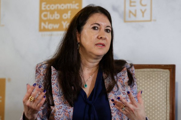 <p>La gobernadora de la Fed Adriana Kugler renuncia y podría ser la primera pieza en el engranaje para una posible sucesión de Powell</p>
