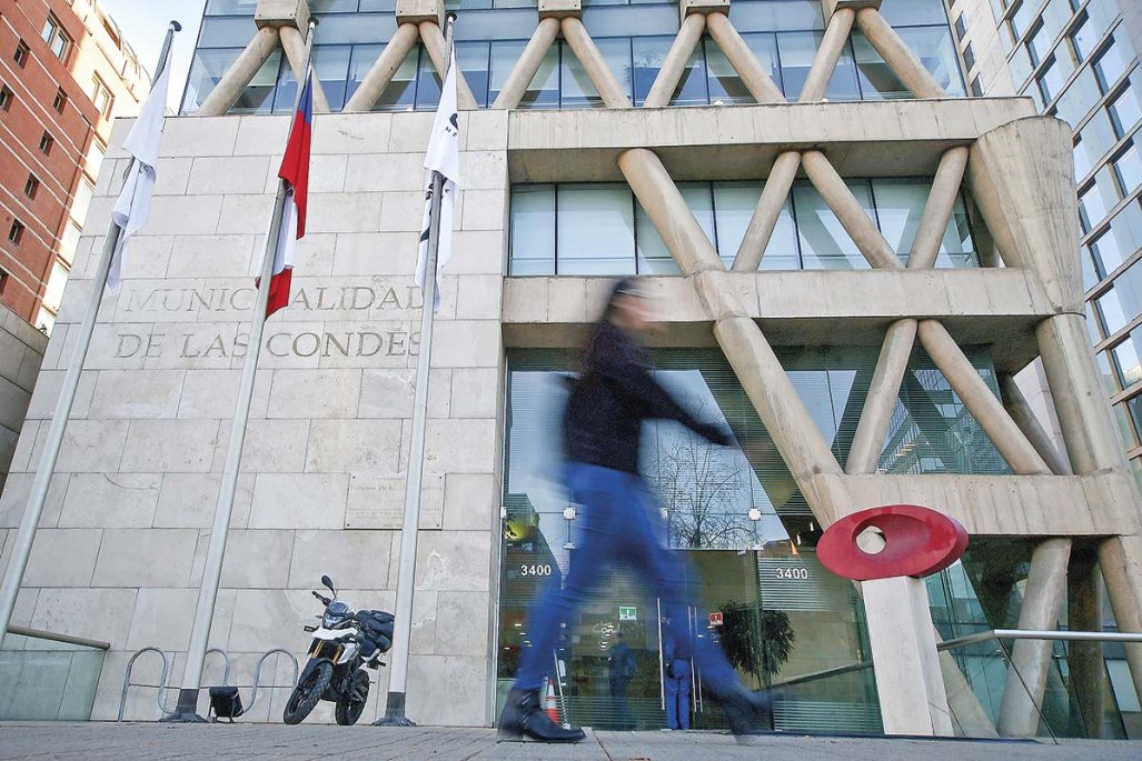 Las Condes solicita reducción drástica en costos tras millonario juicio perdido
