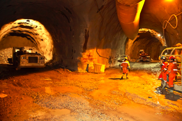 <p>Codelco encuentra restos humanos en la zona Andesita de El Teniente: fiscal y la PDI van a la división</p>