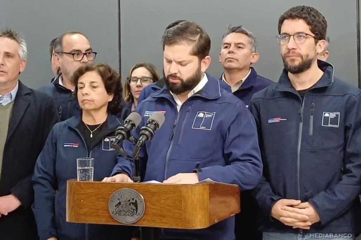 <p>Ahora en DF | Boric decreta tres días de duelo nacional por tragedia en El Teniente</p>