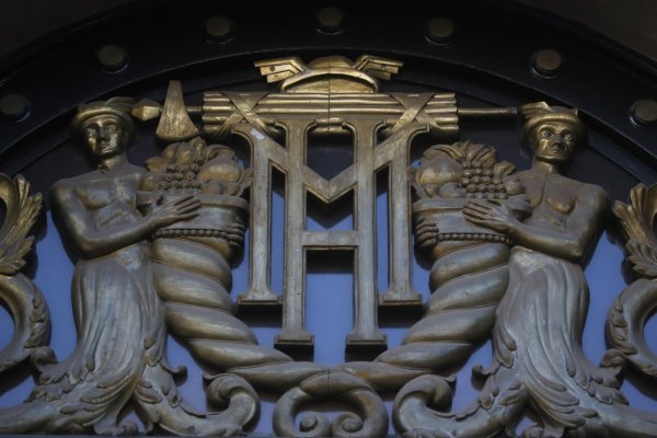 <p>El Senado avanza en crear una oficina que sirva de mayor contrapeso a Hacienda y la Dipres en el debate presupuestario</p>