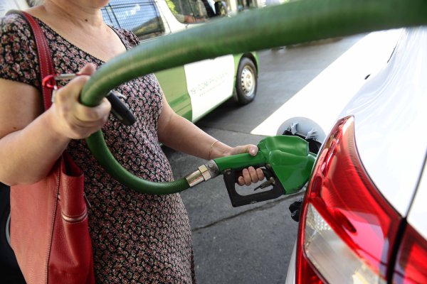 <p>Enap anuncia baja en los precios de las gasolinas a partir de este jueves, la segunda caída semanal consecutiva</p>