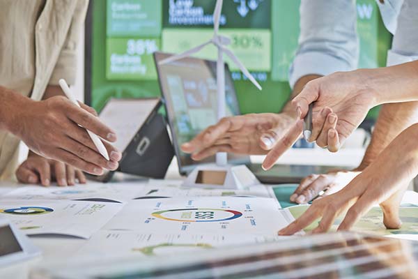 <p>Iniciativas sociales: minería lidera en impacto, agroindustria en alcance</p>