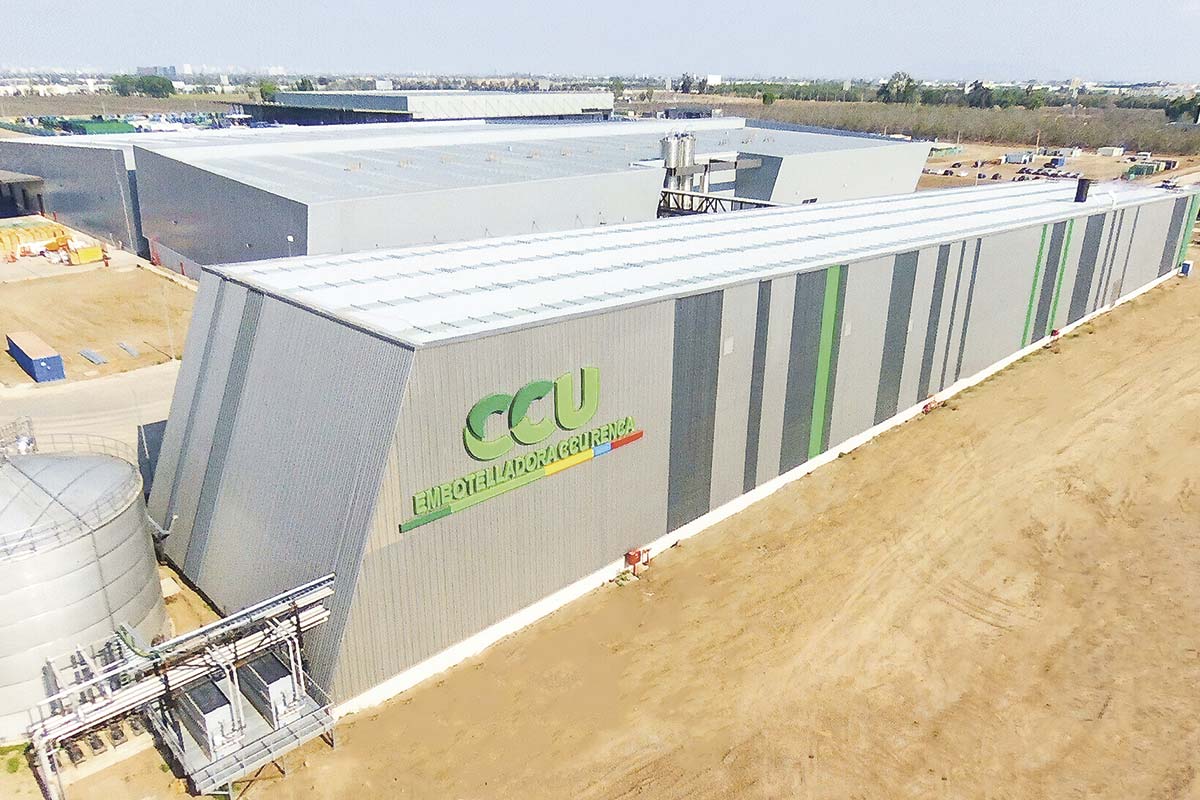<p>Entorno de negocios volátil y factor Argentina hacen bajar utilidades semestrales de CCU</p>