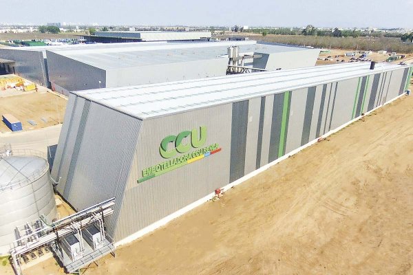 <p>Entorno de negocios volátil y factor Argentina hacen bajar utilidades semestrales de CCU</p>