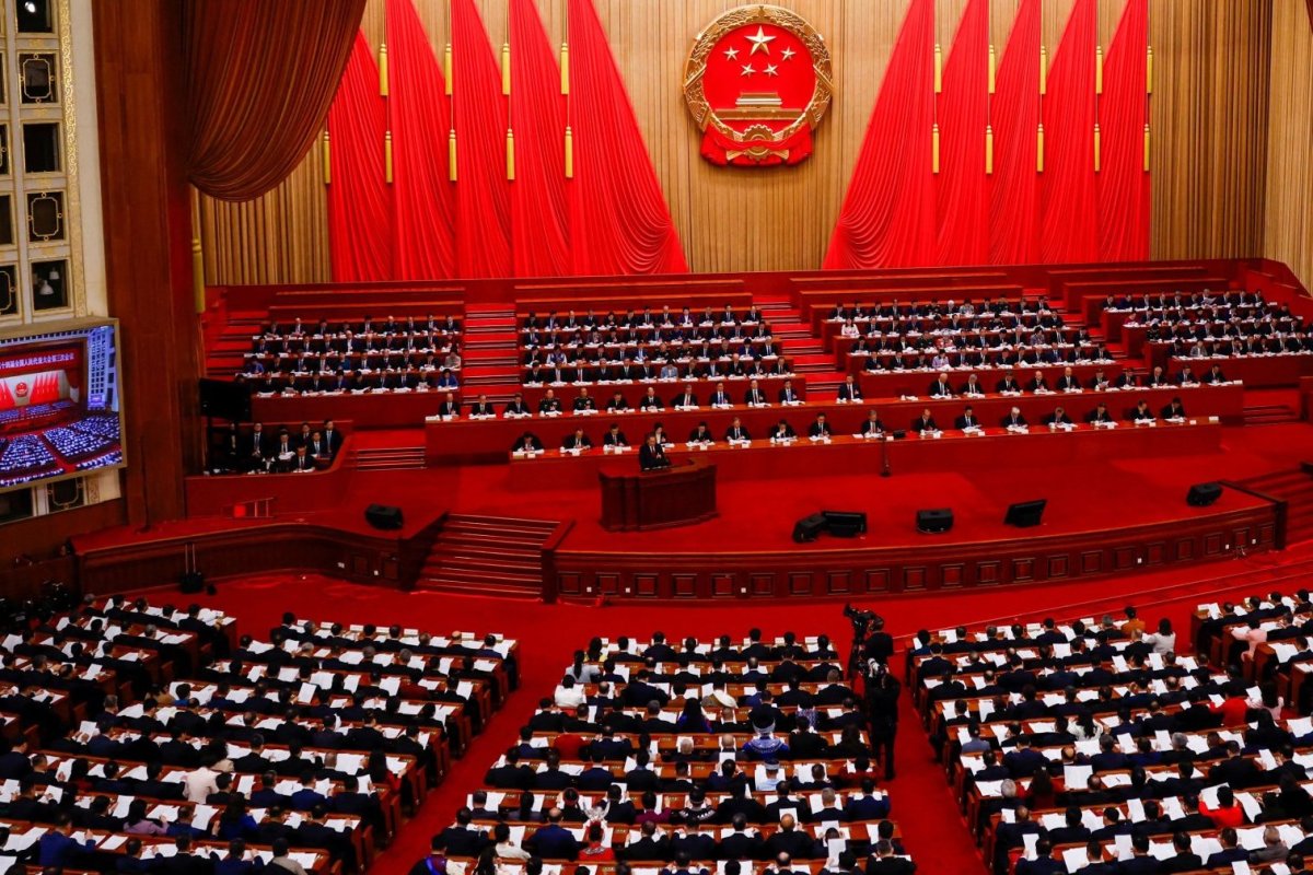 <p>¿Un ejemplo para otros gobiernos? China pide a sus funcionarios menos reuniones, memos más breves y acortar los discursos</p>