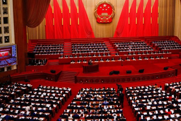 <p>¿Un ejemplo para otros gobiernos? China pide a sus funcionarios menos reuniones, memos más breves y acortar los discursos</p>