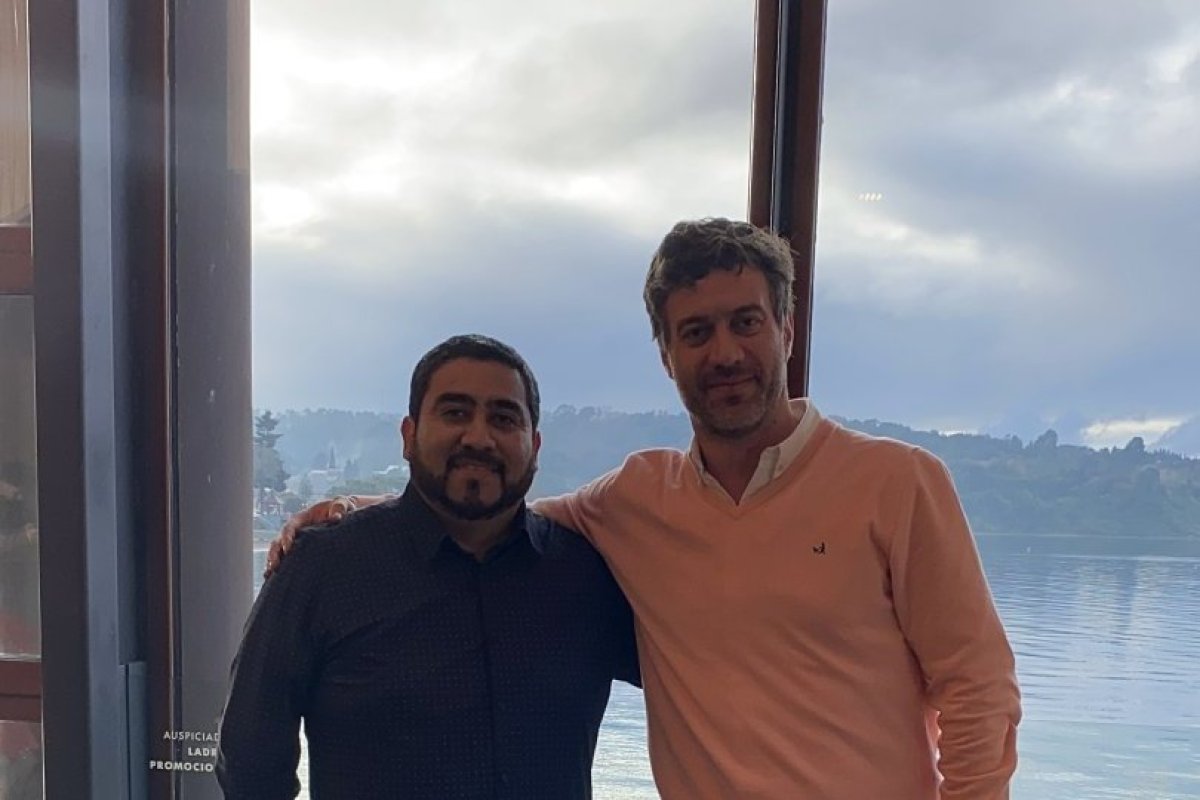 <p>Ricardo Icarte (Patagonia Startups) y Sebastián Ibáñez (Dadneo).</p>